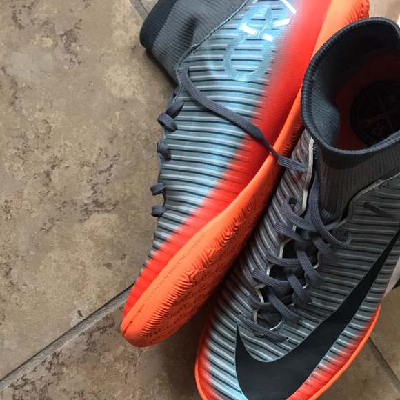 Nike Shoes - Nike Sock Shoe Sneakers CR7 Mercurial ❣️🤸🏽‍♂️